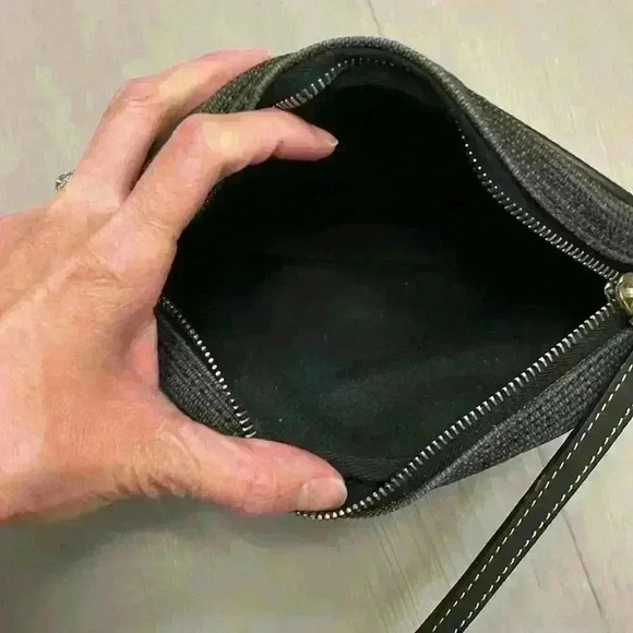 Dooney and Bourke mini purse - Picture 5 of 7